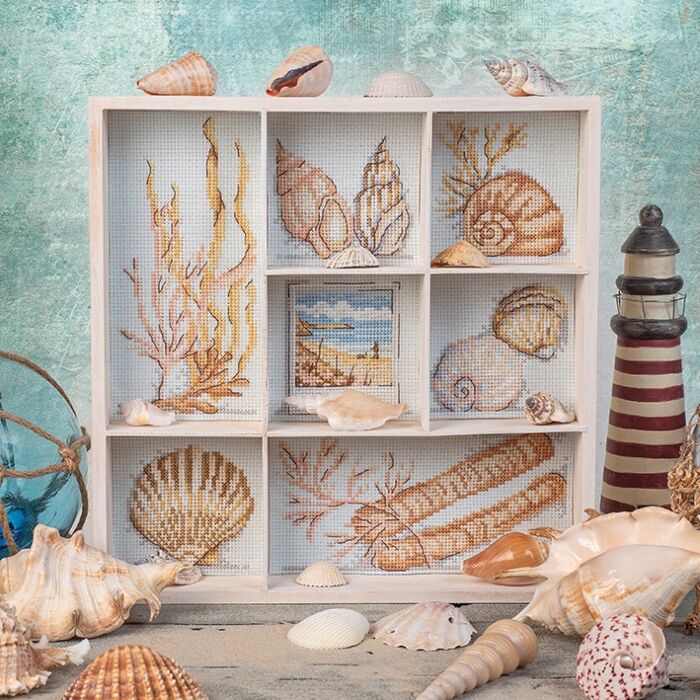 Cross Stitcher Magazine issue 423 Summer 2025