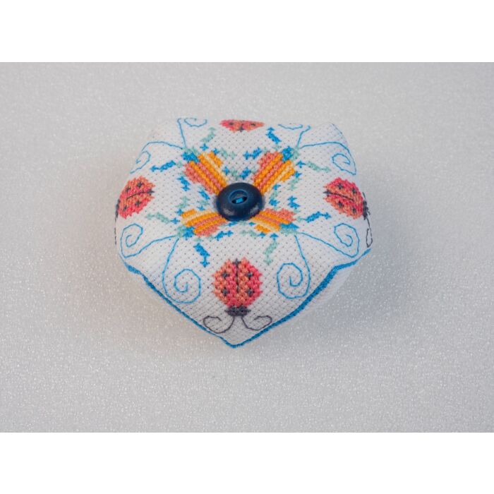 Cross Stitcher Project Pack Issue 423 - RSS Biscornu pack