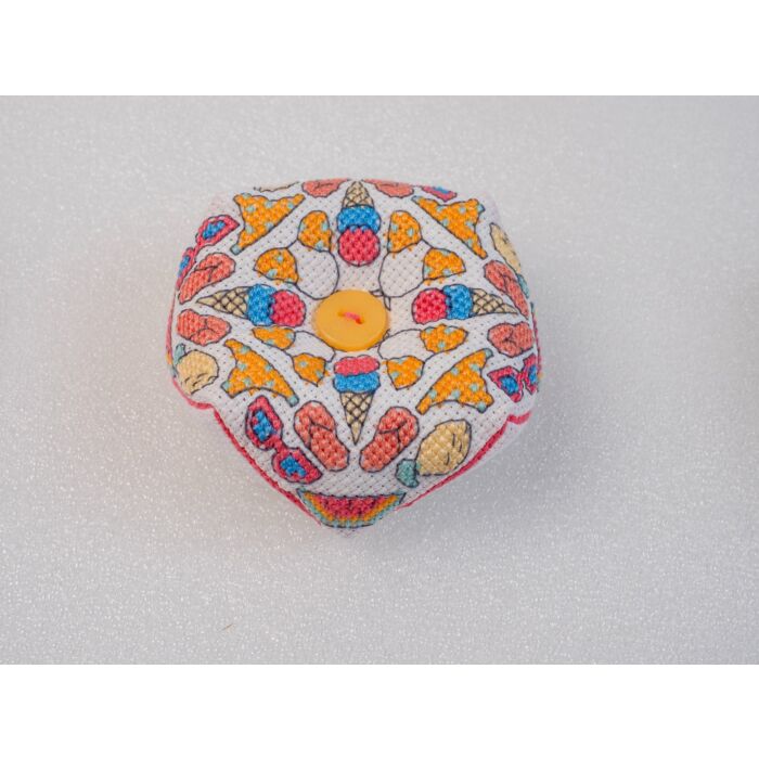 Cross Stitcher Project Pack Issue 423 - RSS Biscornu pack