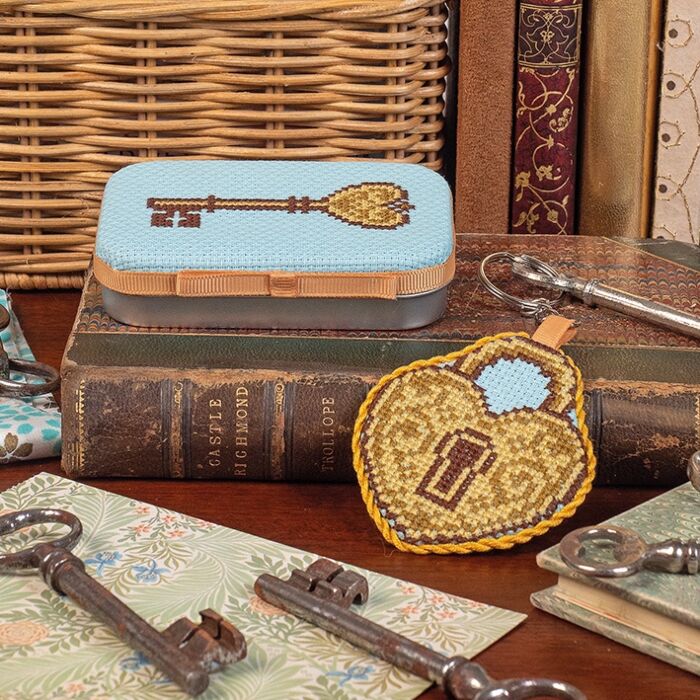 CrossStitcher Project Pack - Issue 424 - Padlock and Key