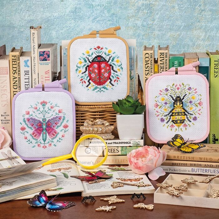 CrossStitcher Project Pack - Issue 425 - Flowers and Flutters FRAME AND FABRIC ONLY