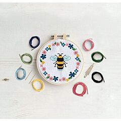  Simply Make Large Cross Stitch Kit - Bee