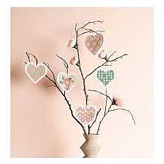 8 Rico Stitchable Heart Shapes - White